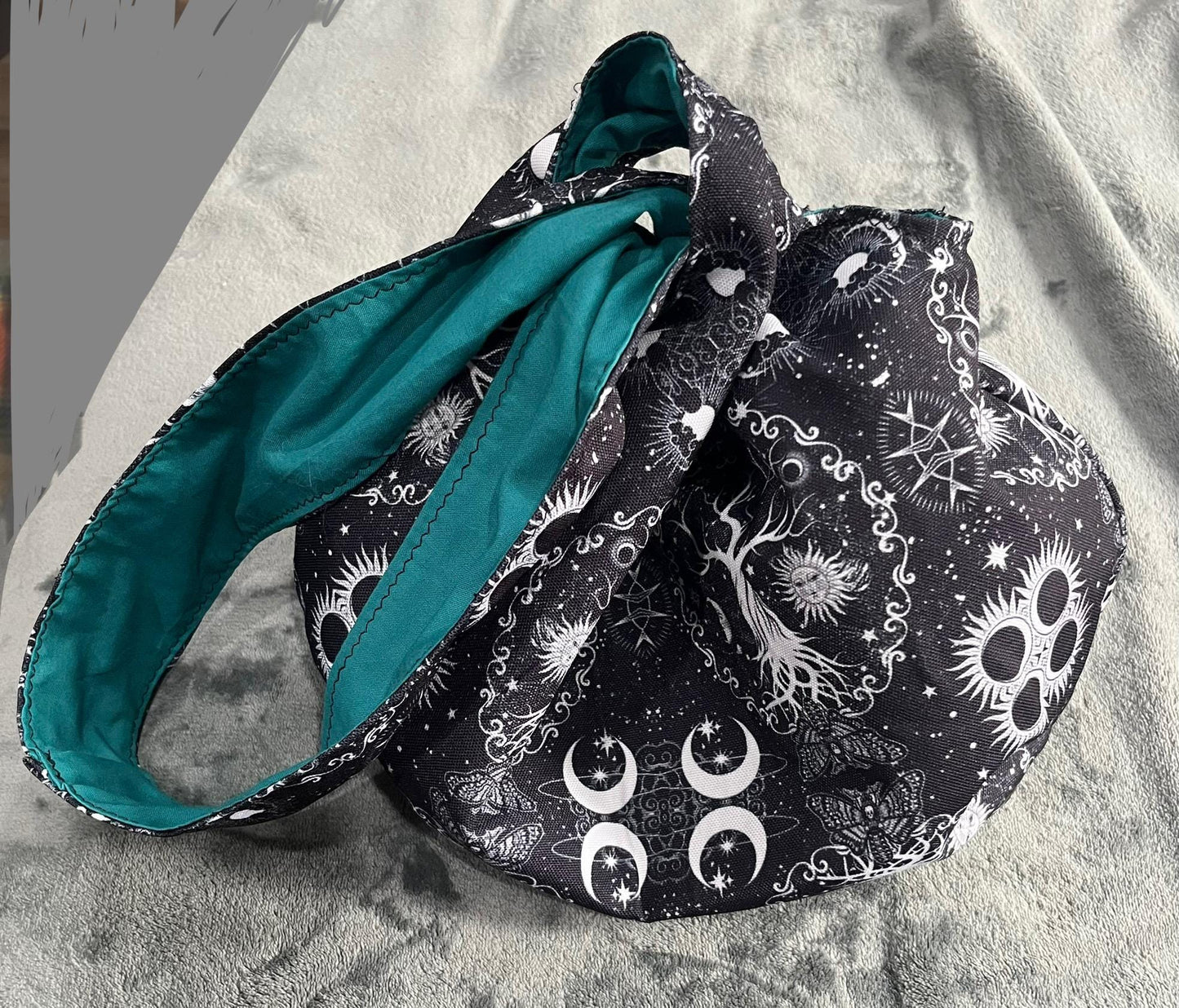Large Knot Bag w/gothic fabric